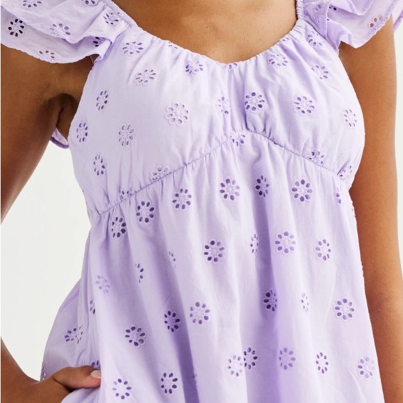SO Jr Sundress Lilac Eyelet fabric Back Smocking Lined Flutter Sleeves JR XL NWT - Picture 1 of 5